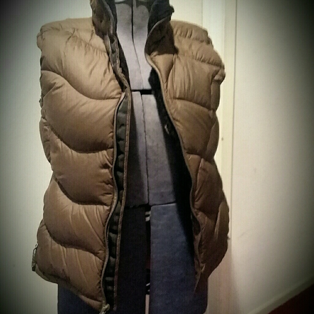 Mountain Hardwear vest